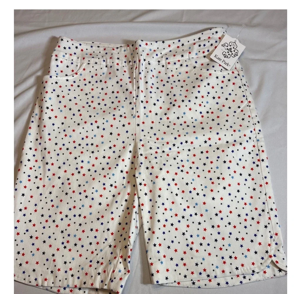 Kate Park Womens Star Print Shorts Red White Blue Patriotic Americana Size M NEW - Picture 1 of 6